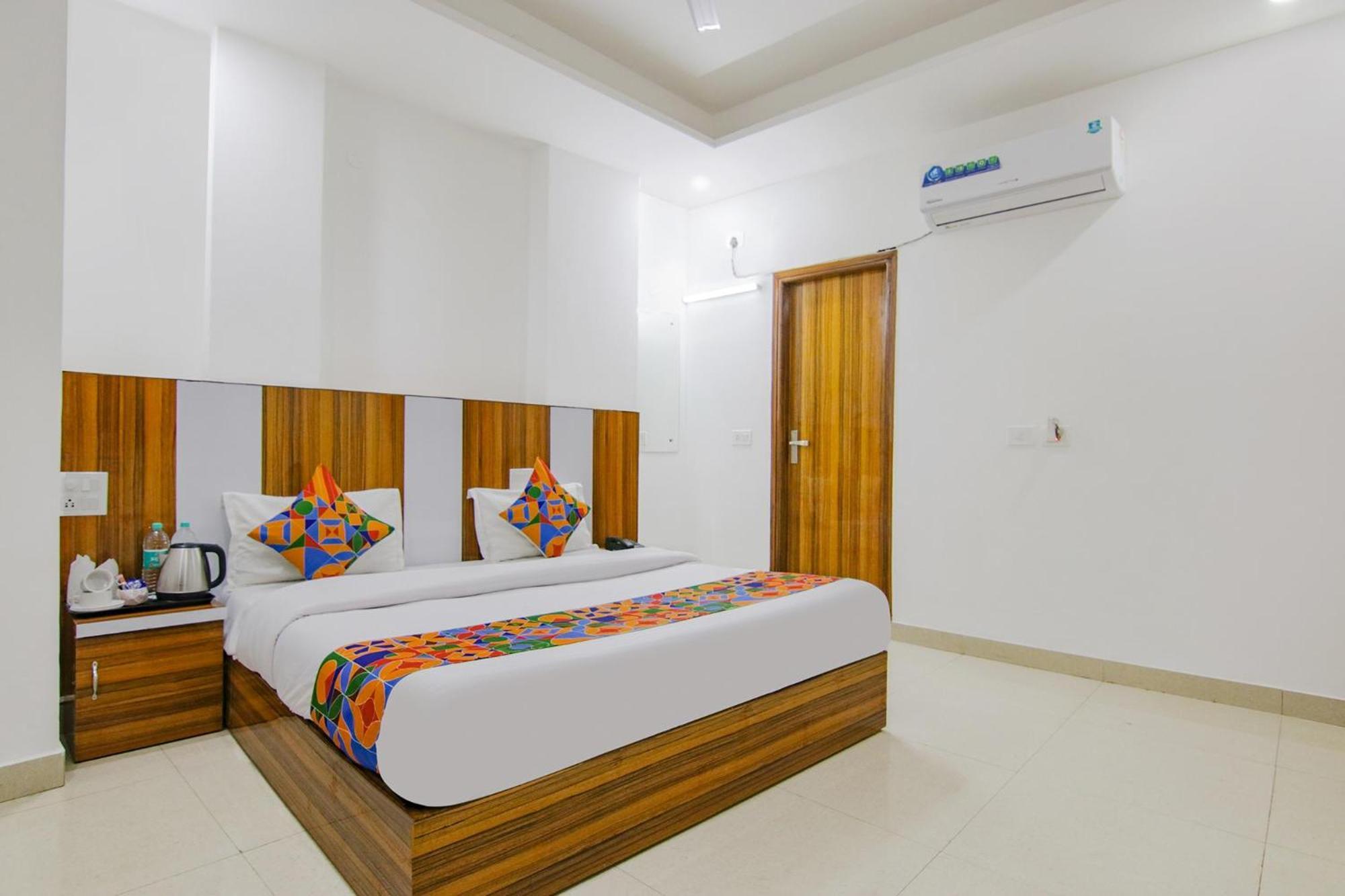 Fabhotel Gp Royal Chandīgarh Exterior foto